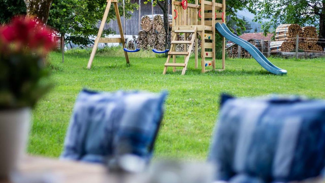 Garten mit viel Platz für die Kinder Garten mit viel Platz für die Kinder